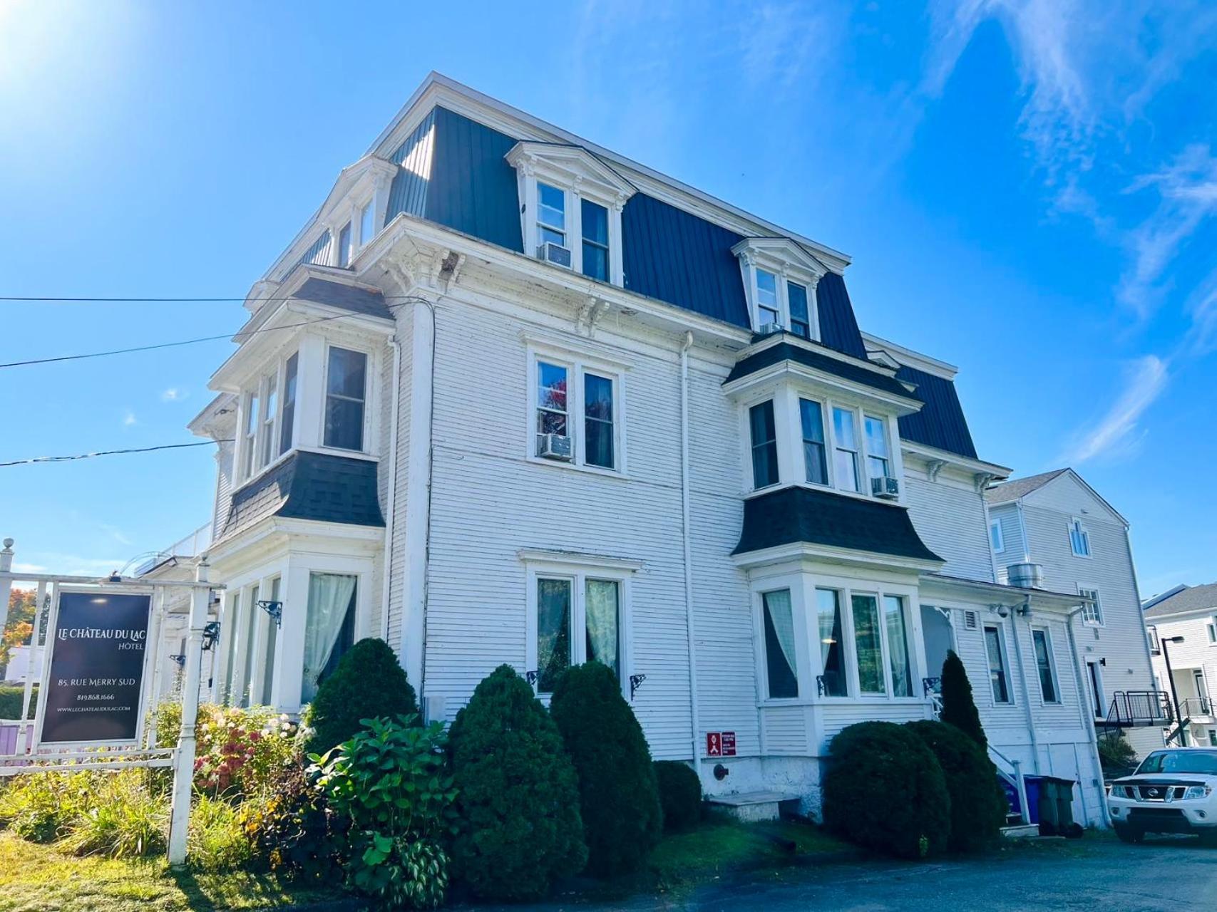 Le Chateau du Lac Magog Extérieur photo