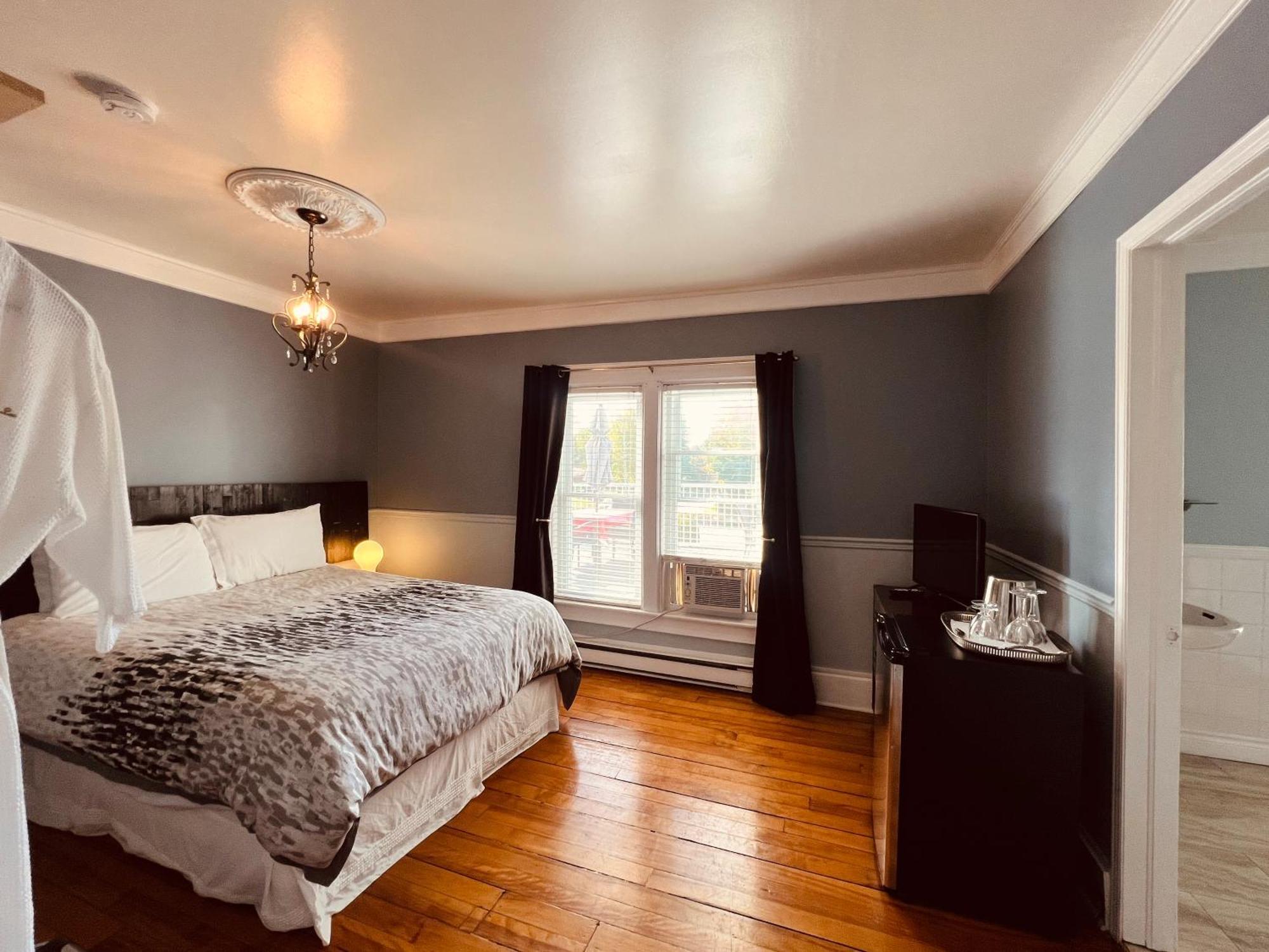 Le Chateau du Lac Magog Extérieur photo